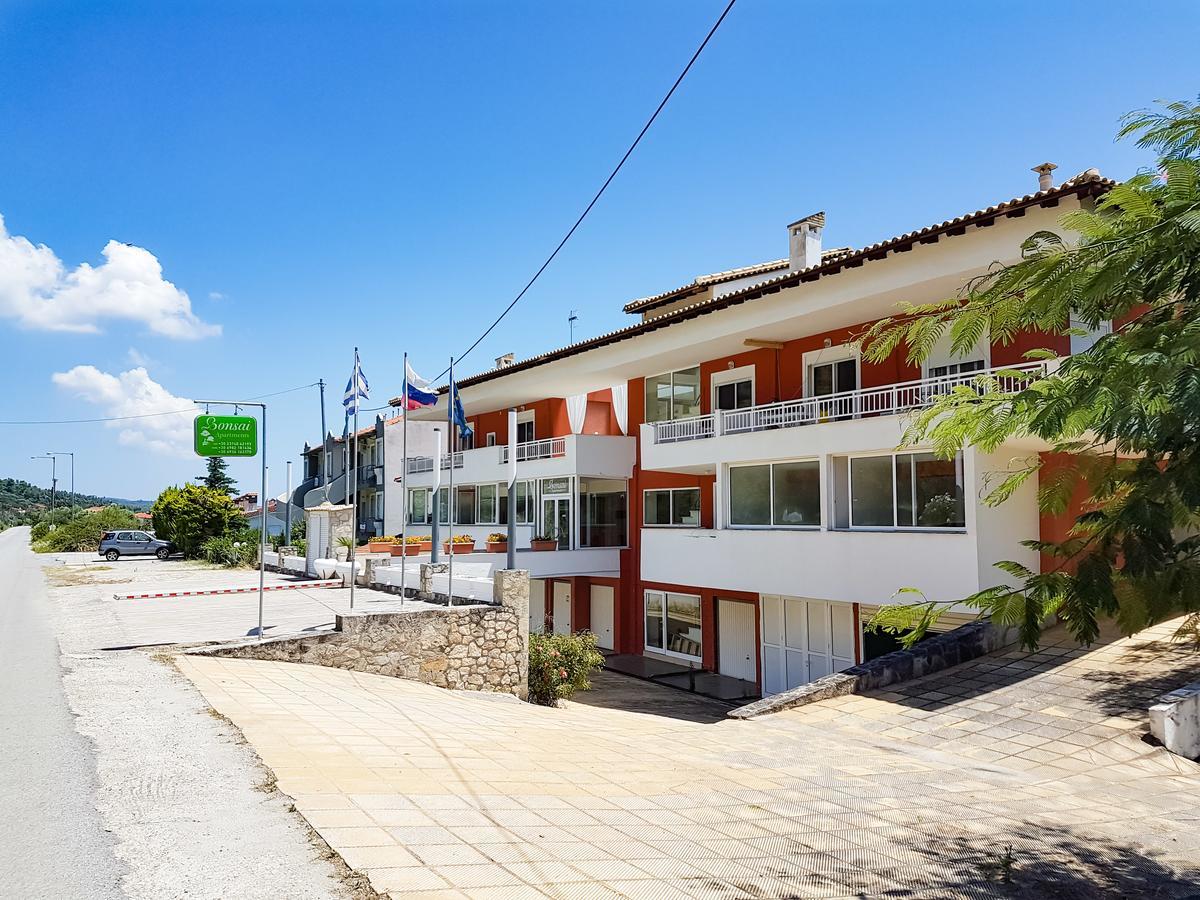 Bonsai Apartments Mola Kalyva Zewnętrze zdjęcie